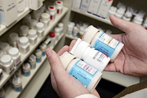 Аптеки и лекарства: найти можно все