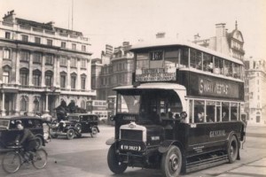История английских автобусов